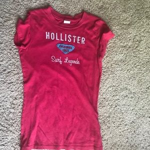 Hollister tee